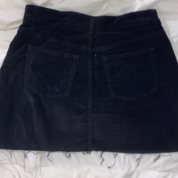 Black velvet Jean skirt. Barely worn. - Picture 2 of 3
